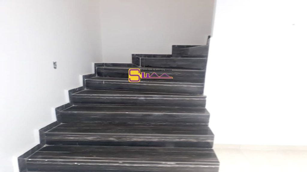 Aluga-se Casa Condomínio Maracanã