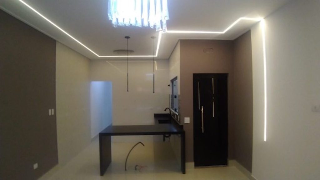 Casa Geminada Alto Padrão a Venda no Caiçara