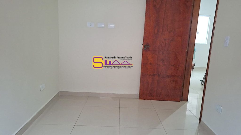 Casa Sobreposta em Condomínio à Venda na Mirim em Praia Grande