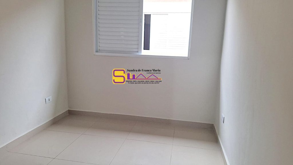 Casa Sobreposta em Condomínio à Venda na Mirim em Praia Grande