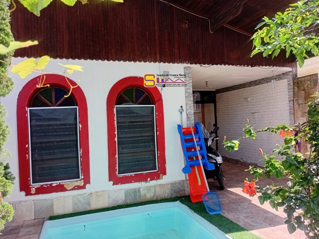 Casa 2 Dormitórios a Venda Vila Tupi em Praia Grande