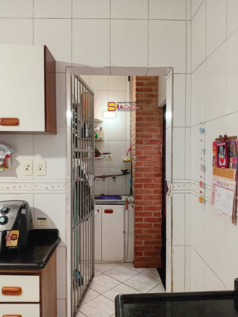 Casa 2 Dormitórios a Venda Vila Tupi em Praia Grande