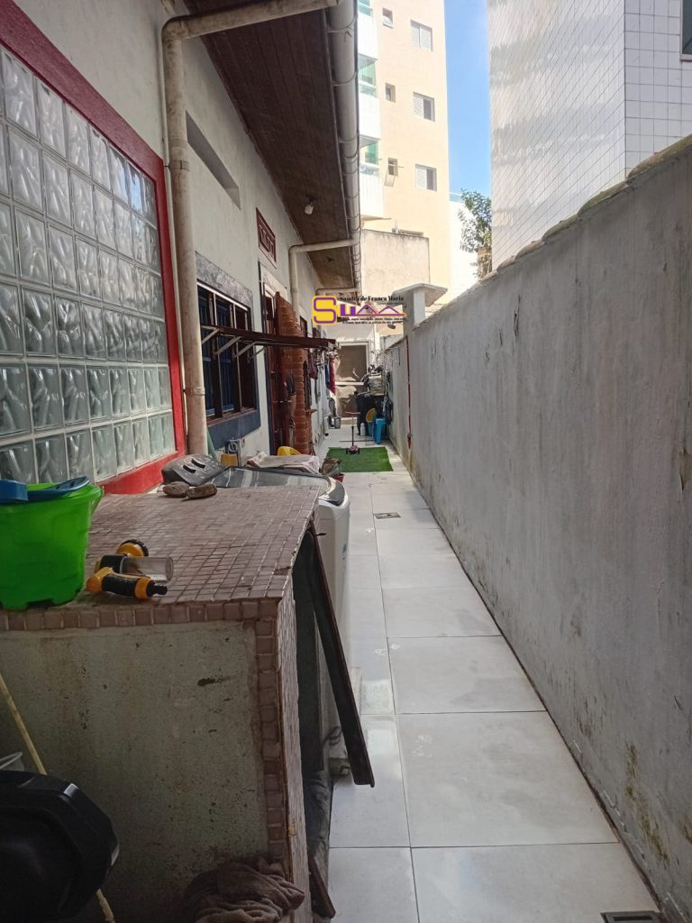 Casa 2 Dormitórios a Venda Vila Tupi em Praia Grande