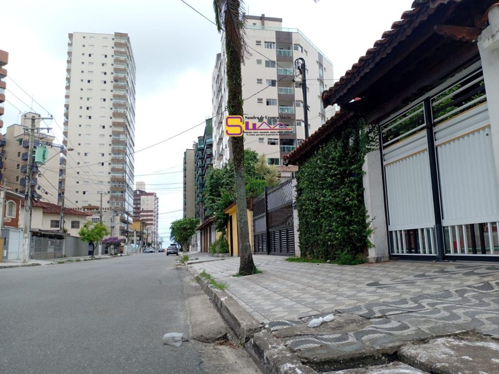 Casa 2 Dormitórios a Venda Vila Tupi em Praia Grande
