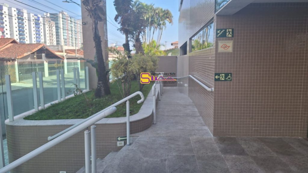 Apartamento a Venda 3 Dormitórios 1 Suíte na Ocian em Praia Grande