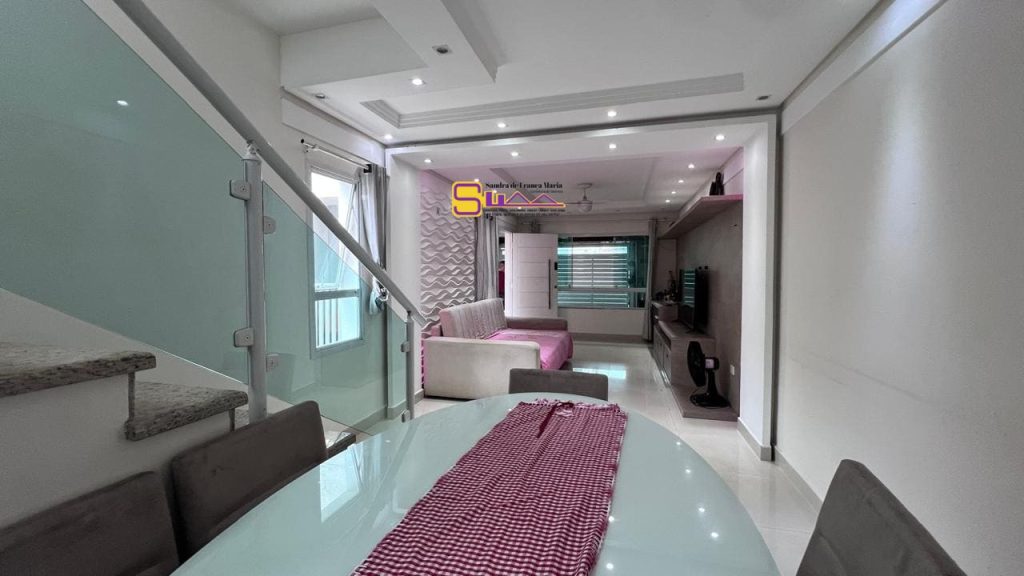 Triplex Sobrado 4 Dormitorios 2 Suites Aluga Caiçara praia Grande