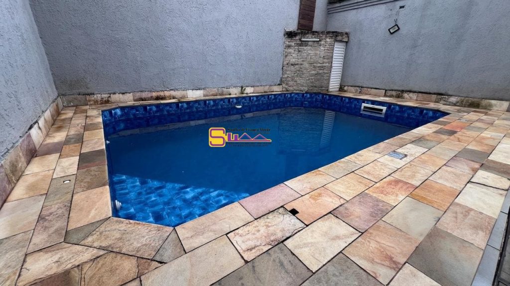 Triplex Sobrado 4 Dormitorios 2 Suites Aluga Caiçara praia Grande