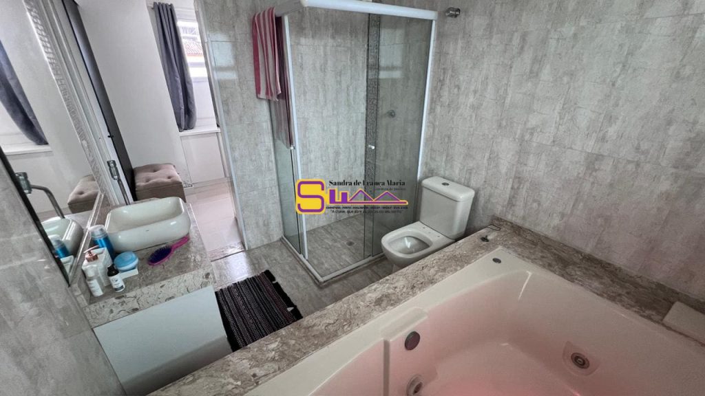 Triplex Sobrado 4 Dormitorios 2 Suites Aluga Caiçara praia Grande
