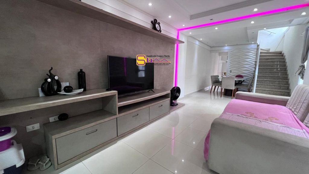 Triplex Sobrado 4 Dormitorios 2 Suites Aluga Caiçara praia Grande