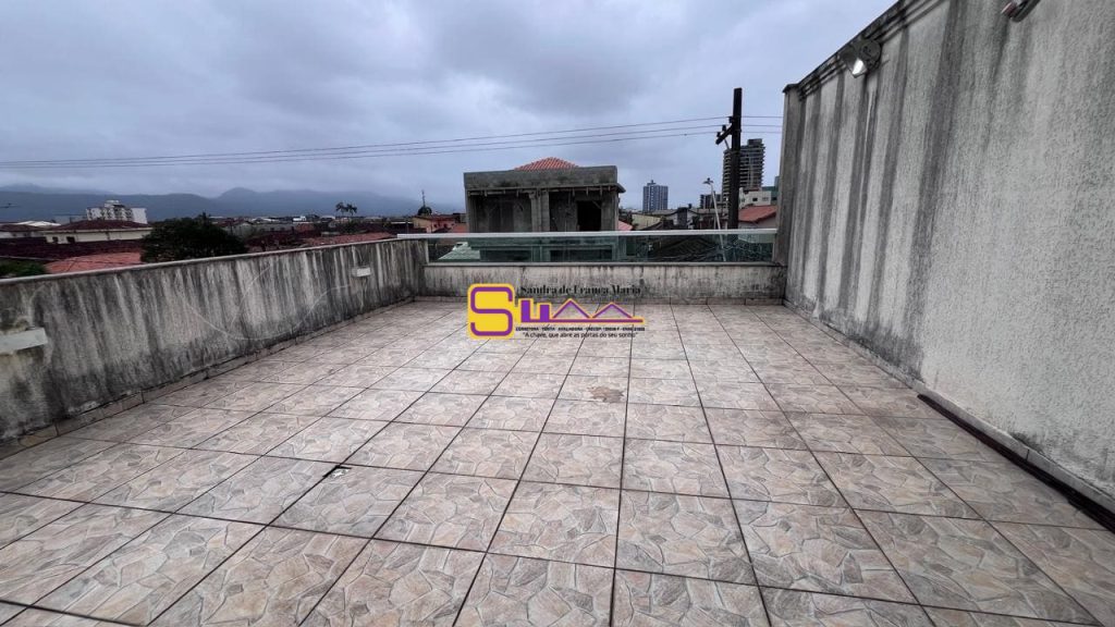 Triplex Sobrado 4 Dormitorios 2 Suites Aluga Caiçara praia Grande